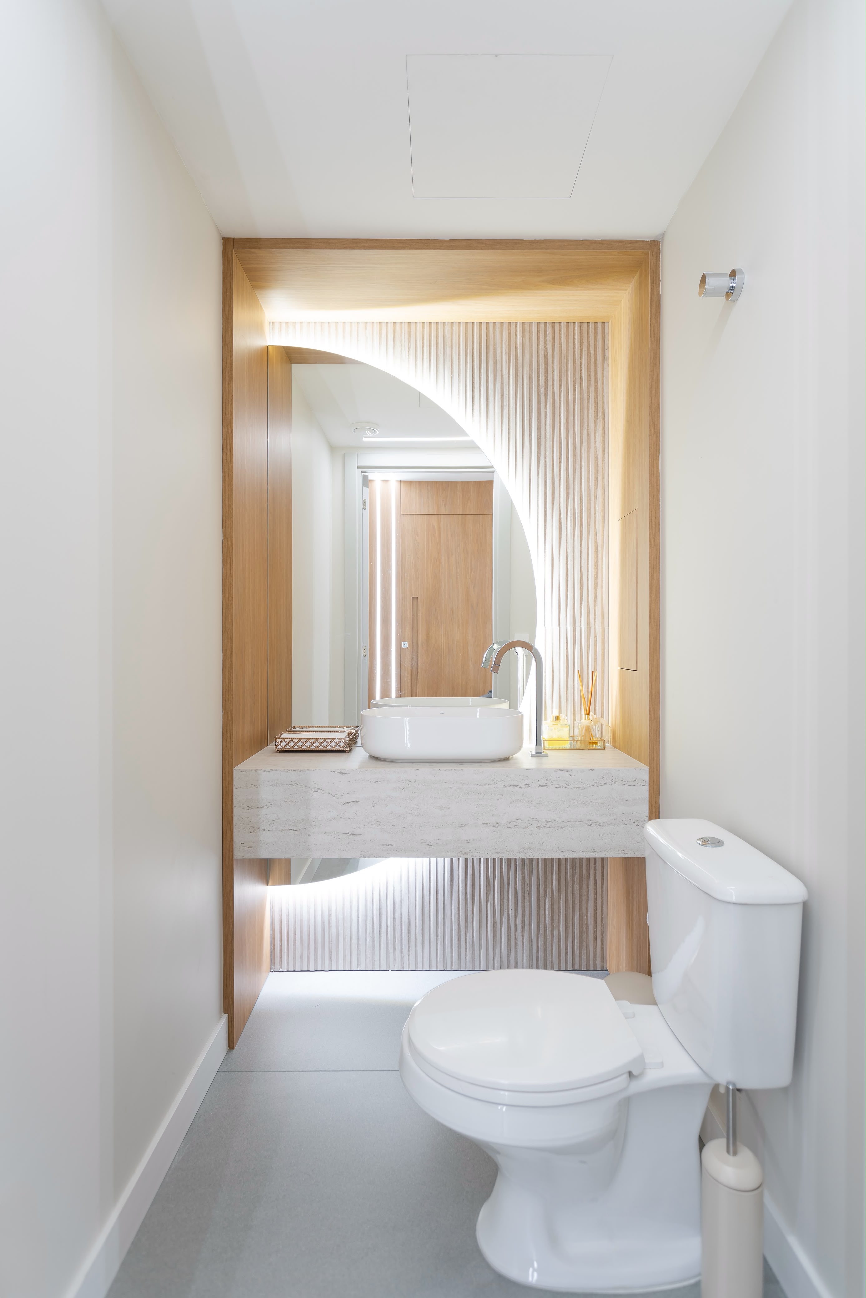 Lavabo do consultório de Alícia Medeiros em Florianópolis